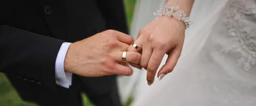 ¿Cuánto dinero debo tener ahorrado si quiero casarme?