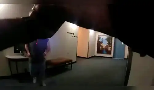 EE.UU.: hizo de todo para que los policías lo asesinen y ellos reaccionaron [VIDEO]