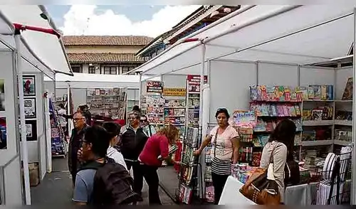 Empezó la quinta edición de la Feria del Libro de Cusco Empezó la quinta edición de la Feria del Libro de Cusco