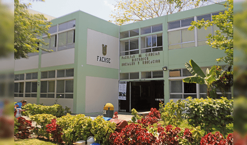 Informe. Fachse aprobó programa irregular. Alumnos no pudieron sacar título profesional. Informe. Fachse aprobó programa irregular. Alumnos no pudieron sacar título profesional.