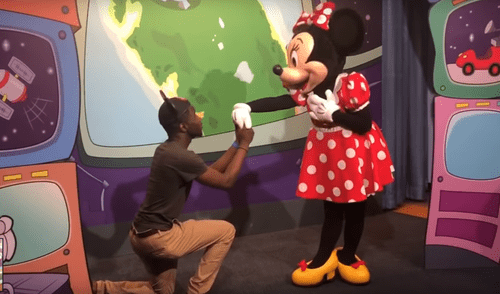 YouTube: Mickey Mouse descubre la infidelidad de Minnie y se arma tremendo escándalo [VIDEO]