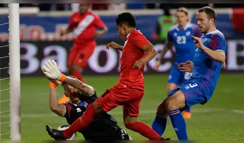 Perú vs. Islandia: el gol de Ruidíaz que pone en ventaja a la 'blanquirroja' [VIDEO]