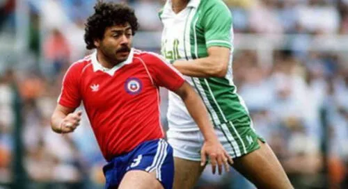 Carlos Caszely se refirió al partido que tendrán Perú vs Chile por Eliminatorias a Qatar 2022. Foto: Goal Carlos Caszely