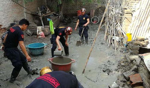 Agentes de la PNP apoyan a damnificados en pueblos jóvenes de Lambayeque | VIDEO