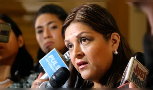 Beteta sobre Salaverry: "Lo mínimo que debe hacer es pedir su licencia" [VIDEO]