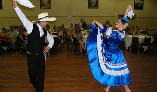 La marinera está vivita y coleando La marinera está vivita y coleando