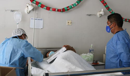 Madres y sus bebés se encuentran estables tras el parto. Foto: Hospital de Tacna. Madres y sus bebés se encuentran estables tras el parto. Foto: Hospital de Tacna.