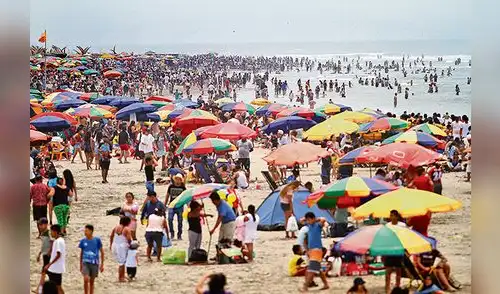 Miles de bañistas llegaron a playas del norte en el primer día del año 2018 