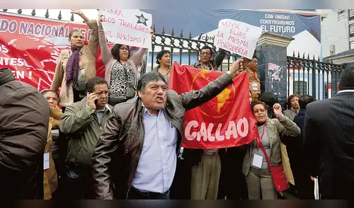 Elías Rodríguez culpa a Del Castillo por crisis en el Apra Elías Rodríguez culpa a Del Castillo por crisis en el Apra