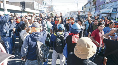 Construcción Civil suspende protestas tras arrinconar a GRA Construcción Civil suspende protestas tras arrinconar a GRA