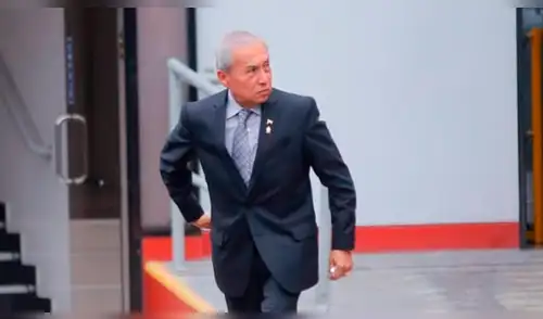 Gonzalo Chávarry fue ratificado de emergencia por saliente CNM Gonzalo Chávarry fue ratificado de emergencia por saliente CNM