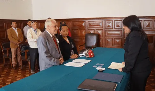 Adultos mayores que residen en albergue de Inabif se casaron en Magdalena [FOTOS]