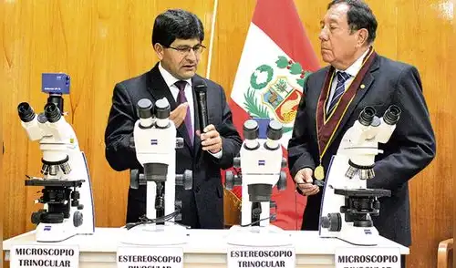 Unsa invierte más de un millón de soles en implementación de laboratorios de Biología