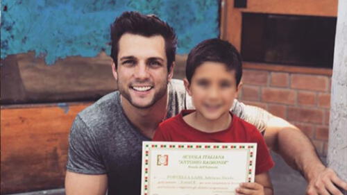 Nicola Porcella se enoja con su hijo por comentario que hizo al verlo bailar