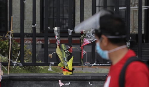 Destruyen altar de Inti y a Bryan, fallecidos por las protestas del 14 de noviembre. Foto: Jorge Cerdán. Bryan e Inti