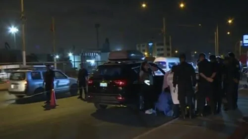 Peritos de la Policía encontraron en la escena del crimen alrededor de 20 casquillos de bala. (Foto: Captura de video / América Noticias) callao asesinatos