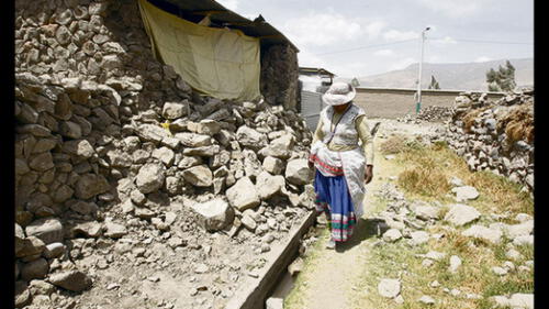 A dos años de sismo, reconstrucción en Caylloma no avanza