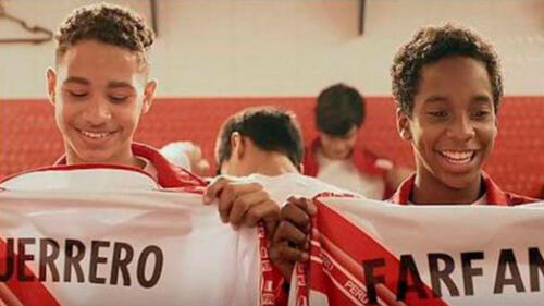 La cinta biográfica del futbolista peruano da un salto a la pantalla chica, a 5 meses de su estreno en cines. Foto: fotograma de La Foquita: el 10 de la calle