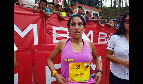 Gladys Tejeda ganó la medalla de oro en media maratón en Guatemala