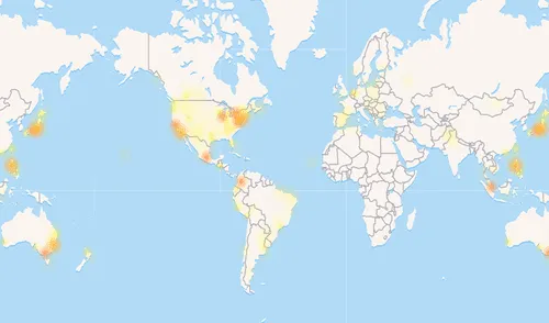 Facebook: red social sigue sin funcionar por horas y millones de usuarios temen lo peor [FOTOS]