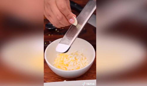 Desliza las imágenes para ver los pasos que deberás realizar para preparar esta famosa crema peruana. Foto: captura de TikTok/acomer.pe Desliza las imágenes para ver los pasos que deberás realizar para preparar esta famosa crema peruana. Foto: captura de TikTok/acomer.pe