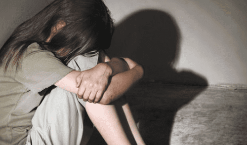 Hombre drogó a estudiante y abusó de ella en un hotel