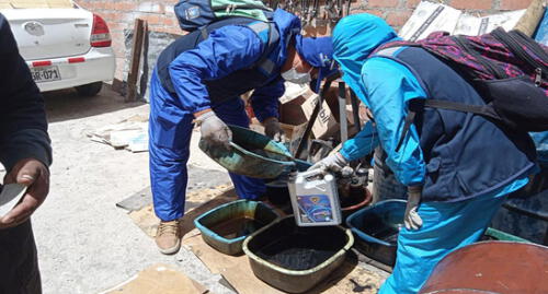 El aceite recaudado será dispuesto a las empresas prestadoras quienes se encargarán de la disposición final. Foto: Municipalidad de Puno. El aceite recaudado será dispuesto a las empresas prestadoras quienes se encargarán de la disposición final. Foto: Municipalidad de Puno.