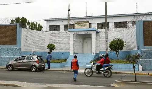 Pese a hacinamiento, menores en Centro Alfonso Ugarte están controlados 