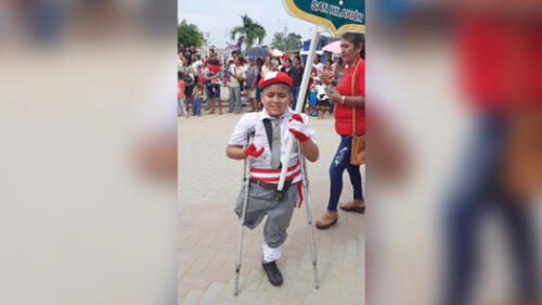 Padres y autoridades escolares de Brandon se sienten orgullosos que sea un alumno destacado. Padres y autoridades escolares de Brandon se sienten orgullosos que sea un alumno destacado.
