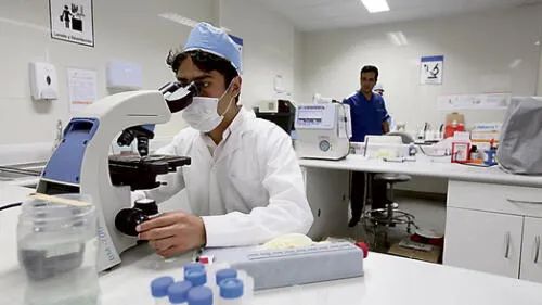 Un hospital en Arequipa tiene equipos y médicos pero faltan pacientes [VIDEO]