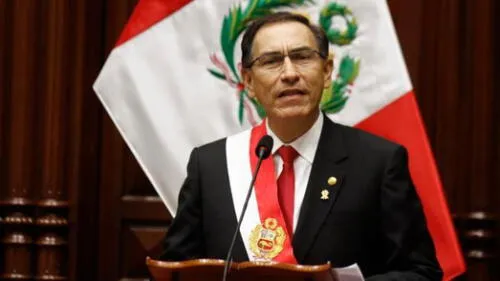 Martín Vizcarra anuncia que este martes convocará al referéndum