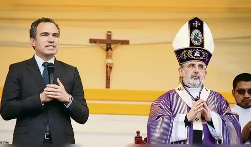 Universidad San Pablo vetó a ministro de Cultura por discrepancias con Arzobispo Universidad San Pablo vetó a ministro de Cultura por discrepancias con Arzobispo