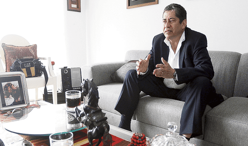 Supuesta falsedad de Espinosa-Saldaña ya fue archivada en el Congreso el 2014