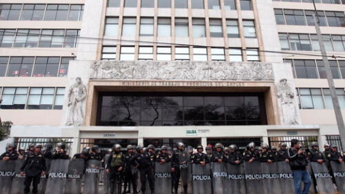 Sociedad de Minería sobre huelga: “No nos corresponde negociar con federación de mineros”  