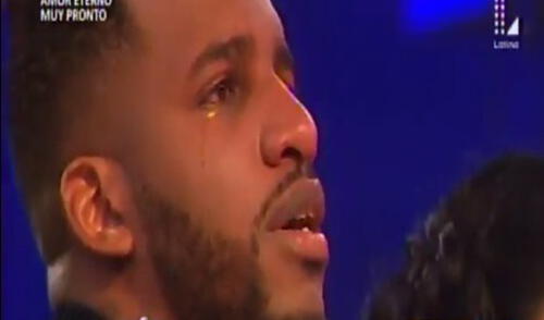 Jefferson Farfán llora en vivo al recibir conmovedora sorpresa [VIDEO]
