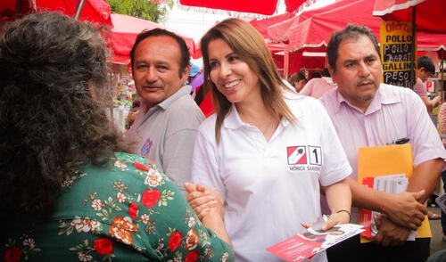 Extrabajadora denuncia que alcalde de Jesús María usaba a los trabajadores de la comuna para apoyar la campaña interna de Mónica Saavedra. Foto: Difusión.