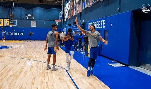 Warriors vs Timberwolves EN VIVO por la pretemporada de la NBA. Foto: Twitter Golden Warriors. Warriors vs Timberwolves EN VIVO por la pretemporada de la NBA.