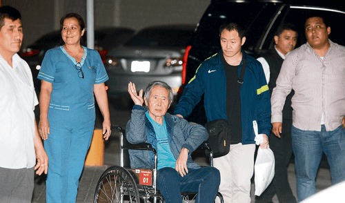 Alberto Fujimori deja clínica y nada impide que haga política Alberto Fujimori deja clínica y nada impide que haga política
