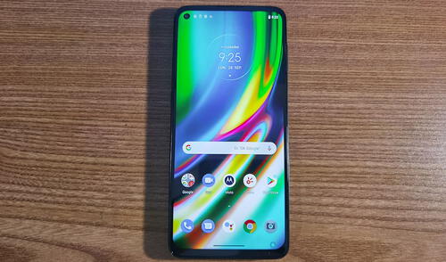 Moto G9 Plus: unboxing del nuevo teléfono con cuádruple cámara trasera y gran batería [VIDEO]