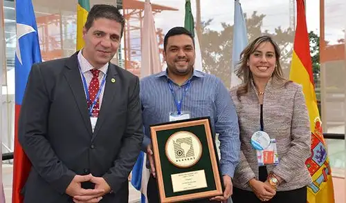 La Positiva Seguros recibe la Distinción de la Asociación Latinoamericana de Seguridad e Higiene en el Trabajo