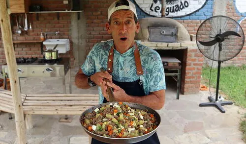 El influencer resaltó lo cómodo del plato y alentó a sus seguidores a recrear el platillo. Foto: captura de YouTube El ‘Tío Lenguado’ enseña a preparar un menú de carne molida de S/ 2,90
