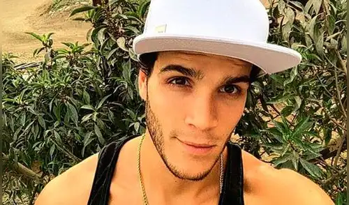 Mario Irivarren comparte foto de entradas para Ozuna pero es troleado por detalle Mario Irivarren comparte foto de entradas para Ozuna pero es troleado por detalle