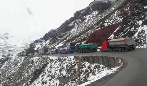 Dos niñas mueren de hipotermia en la Carretera Central tras nevada en Ticlio Dos niñas mueren de hipotermia en la Carretera Central tras nevada en Ticlio
