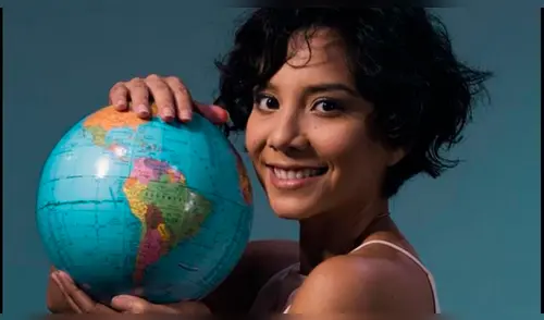 Mayra Couto anuncia que participará en corto 'La munda es nuestra'