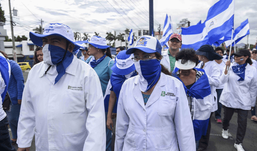 Foto: La Prensa Nicaragua / Archivo Médicos son despedidos por criticar el manejo de la pandemia en Nicaragua
