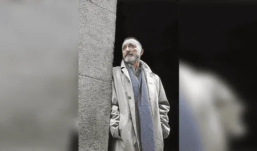 Pérez-Reverte anuncia publicación de Los perros duros no bailan