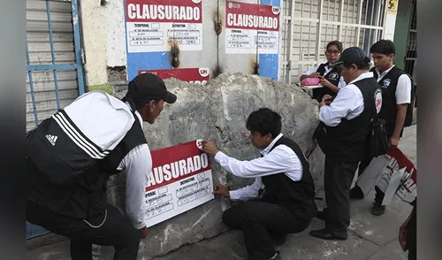 S.J.M.: municipalidad sella con bloque de cemento entradas de prostíbulos [VIDEO]