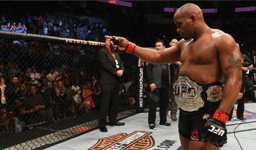 UFC 230: Cormier domina a Lewis y 'Jacaré' destruye a Weidman en una intensa velada de peleas [RESUMEN]