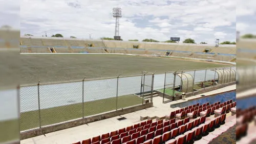 Estadio Miguel Grau no está disponible para encuentros deportivos. Foto. La República.