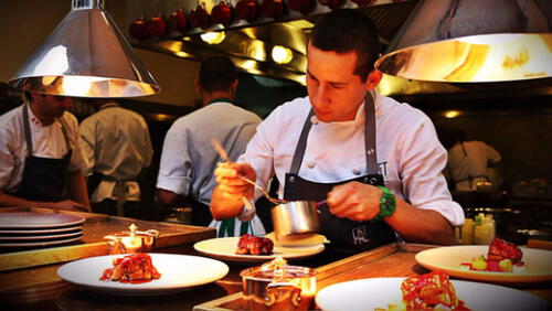 Los establecimientos deberán pasar por 5 etapas. Foto: referencial